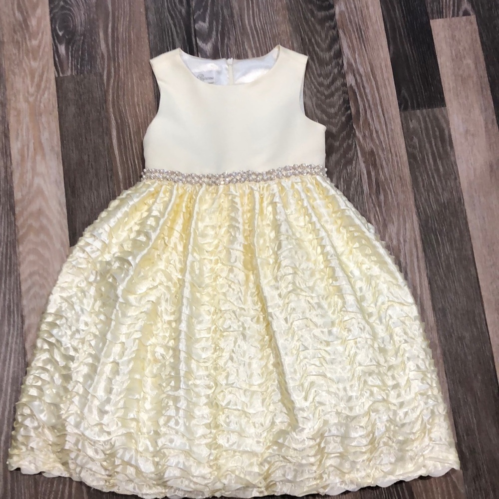 Couture Princess sleeveless dress. Size 6.